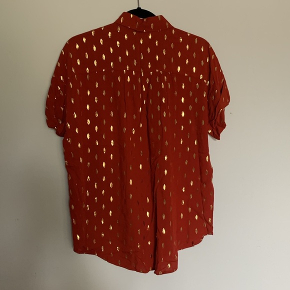 Luna Moon Orange and Gold Leaf Short-Sleeve Button-Down Shirt - Picture 2 of 3